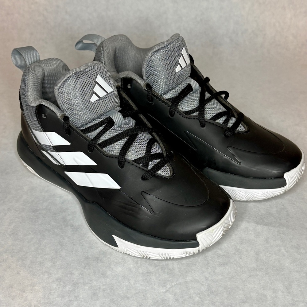 Adidas Big Kids Cross Em Up Select J Sneakers Boys Size 4 Black White Grey
